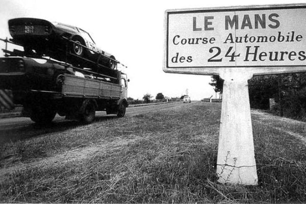 Road-Signs-Directions-Le-Mans-24-Hours